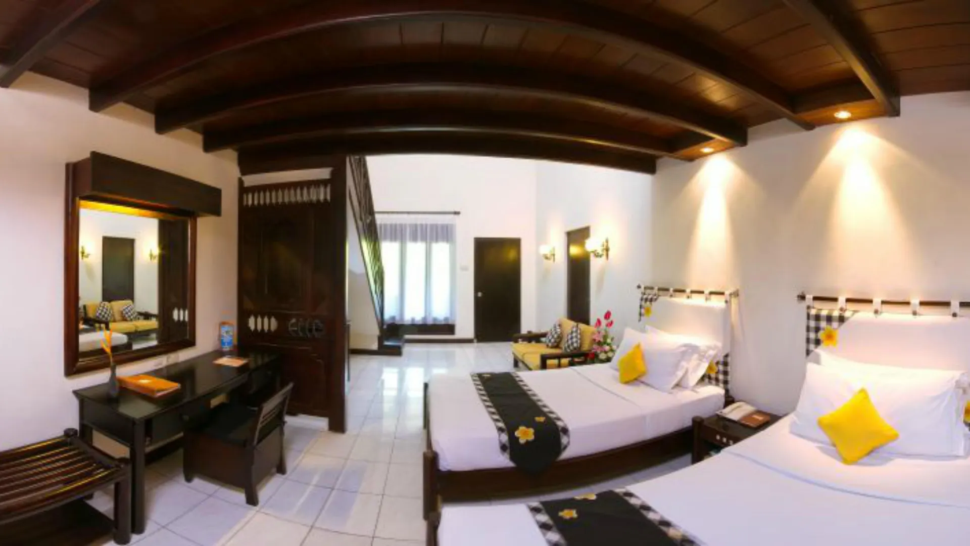Legian Beach Hotel Endonezya