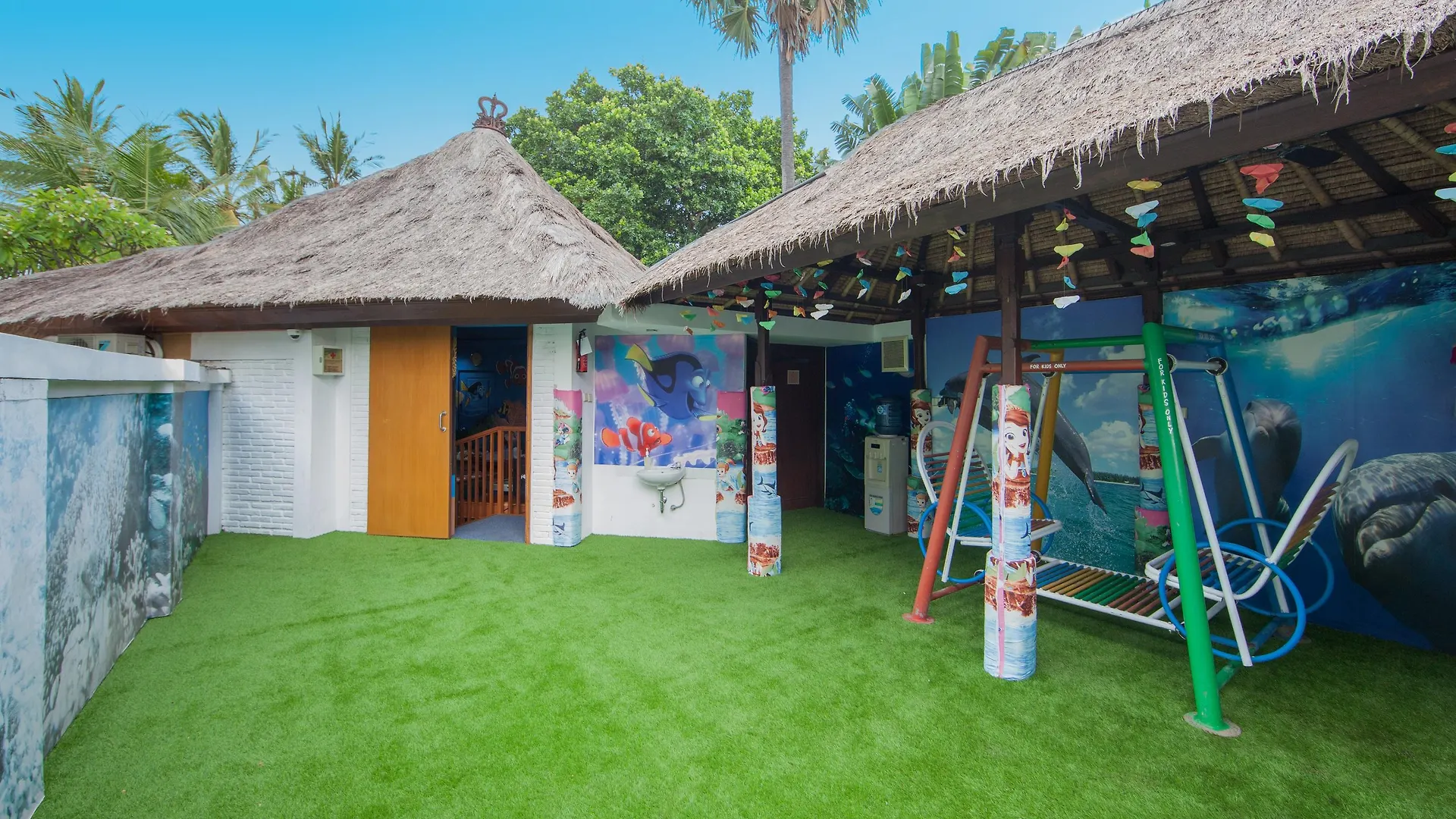 Legian Beach Hotel