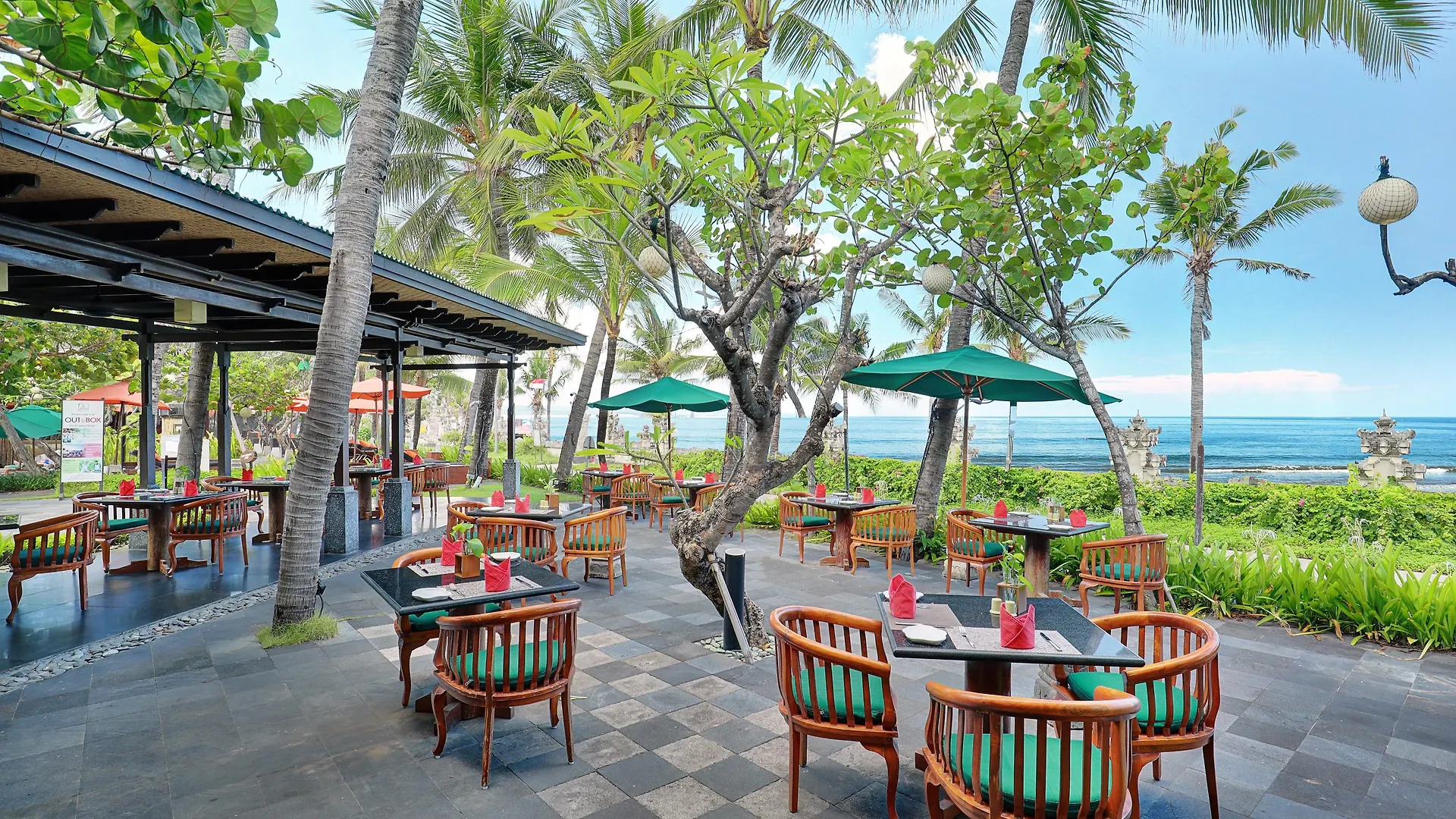 Legian Beach Hotel