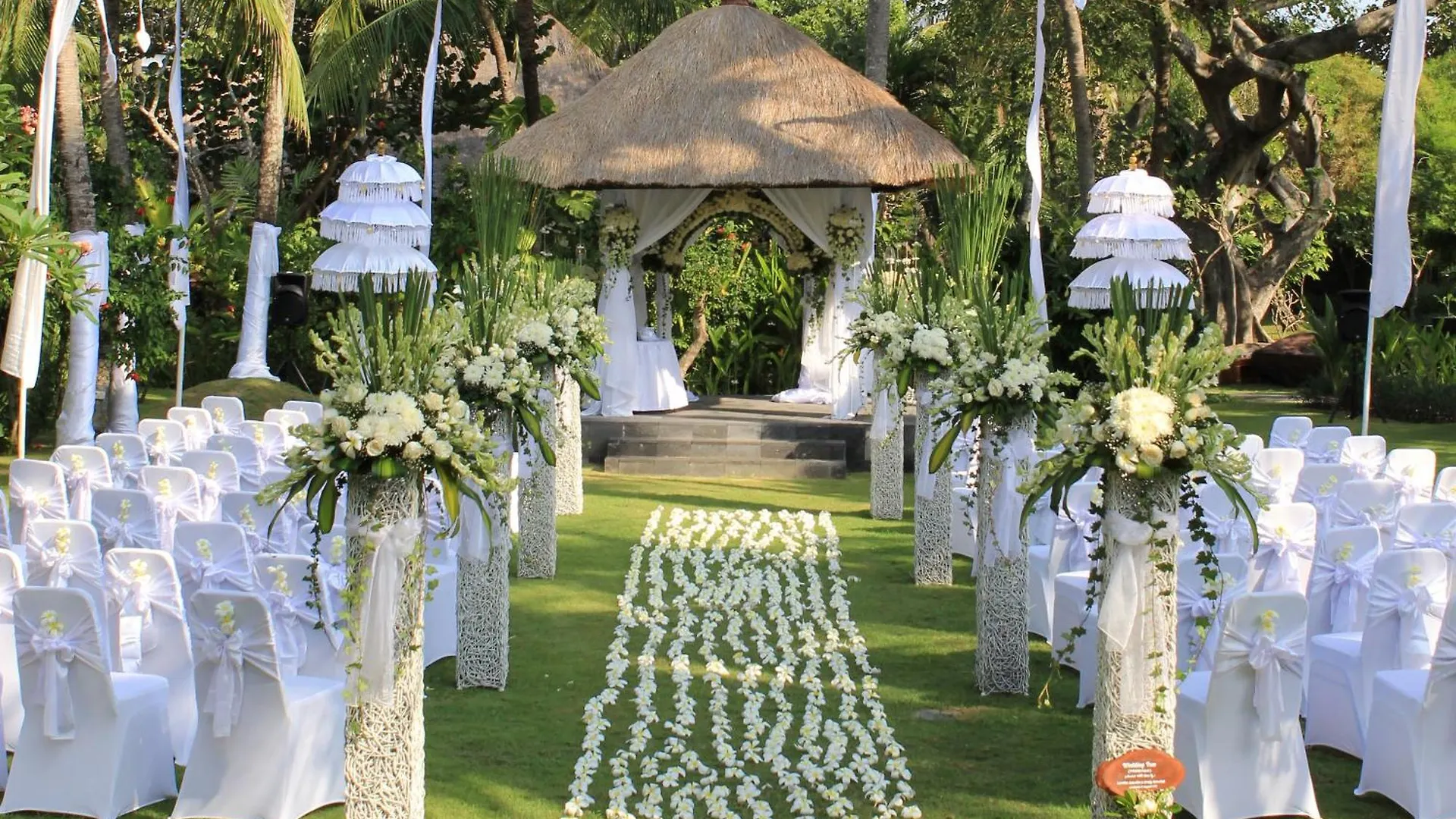 ****  Legian Beach Hotel Endonezya